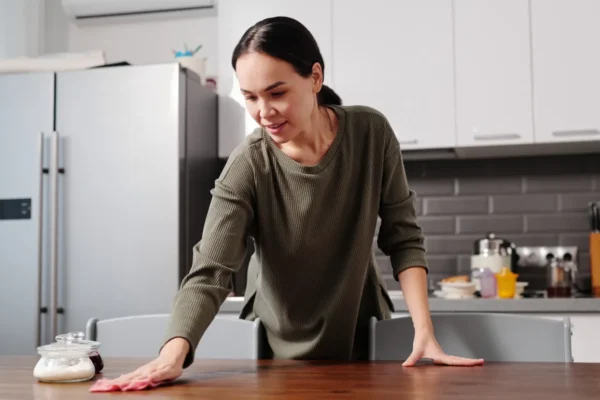 Cleaning Inside Kitchen Drawers