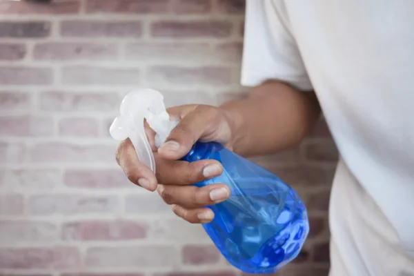 Vinegar vs Bleach for Kitchen Cleaning